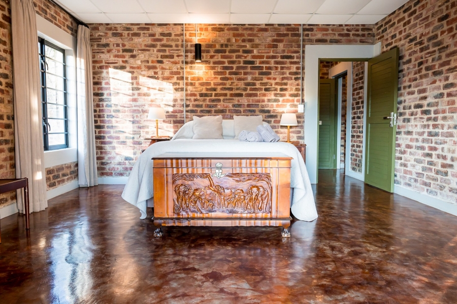 8 Bedroom Property for Sale in Potchefstroom Rural North West
